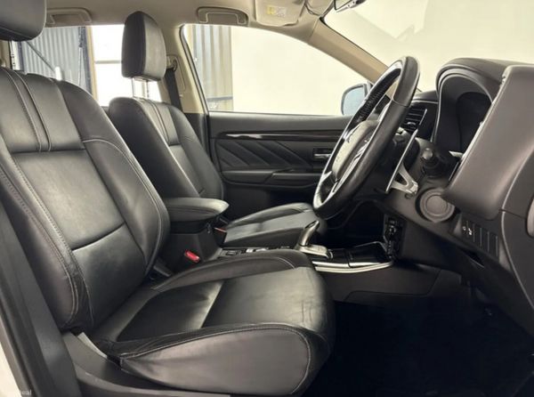 2018 Mitsubishi Outlander 2.0 Petrol Plug in Hybri 388401278
