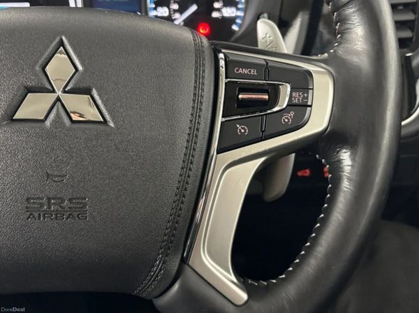 2018 Mitsubishi Outlander 2.0 Petrol Plug in Hybri 388401282