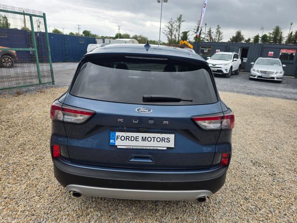 Ford Kuga Titanium 2021 388431320