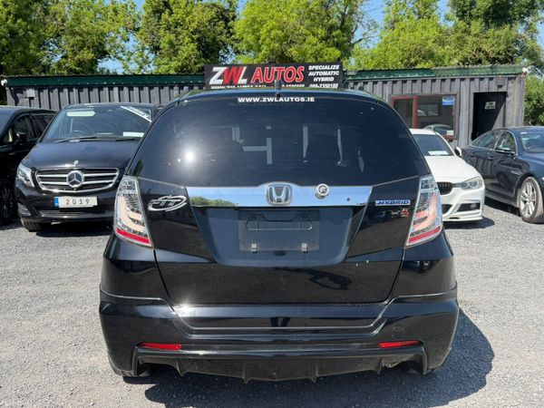 10 HONDA FIT HYBRID 388542924