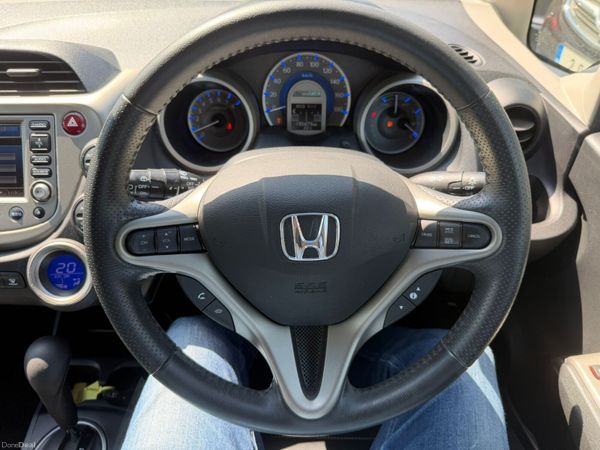 12 HONDA FIT HYBRID 388543360