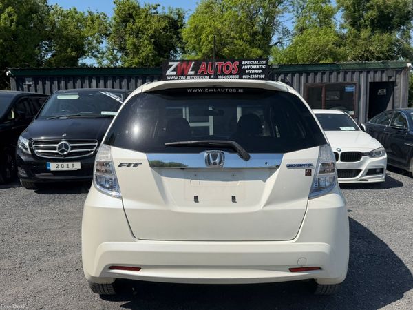 11 HONDA FIT HYBRID 388547260
