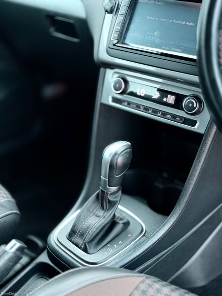 Volkswagen Polo 1.2 TSI BlueMotion DSG Auto 388583102