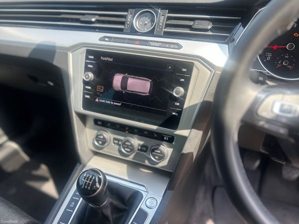 Volkswagen Passat 2.0 TDI BUSINESS 388523808