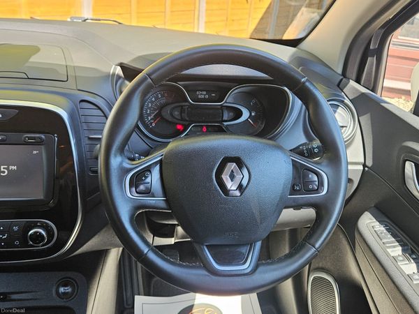 Renault Captur 2018 1 litre petrol manual 388528898
