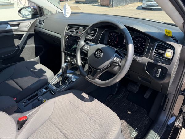 Volkswagen Golf Highline Automatic 388649080
