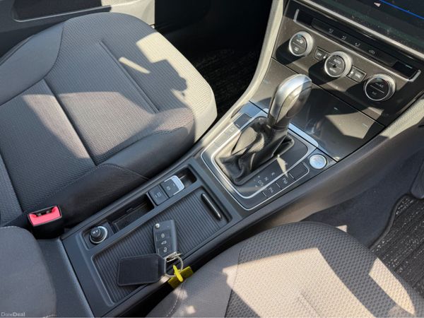 Volkswagen Golf Highline Automatic 388649082