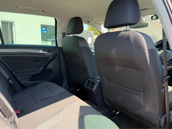 Volkswagen Golf Highline Automatic 388649088