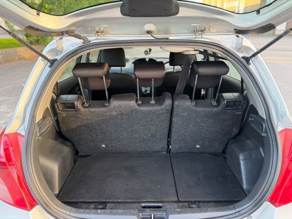 🔴 Toyota Yaris 2006 388658772