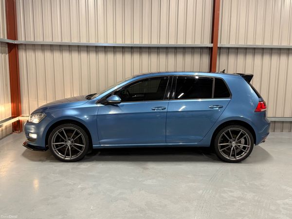 2017 Volkswagen Golf 1.6TDI 388683442