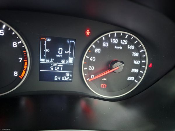 HYUNDAI I20 DELUXE // 01/27 NCT // LOW MILEAGE 388694808