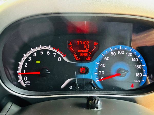 2015 NISSAN CUBE 1.5 AUTOMATIC 37,000KMS 388606846