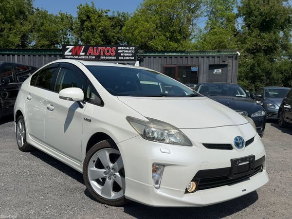 13 TOYOTA PRIUS HYBRID 388609606