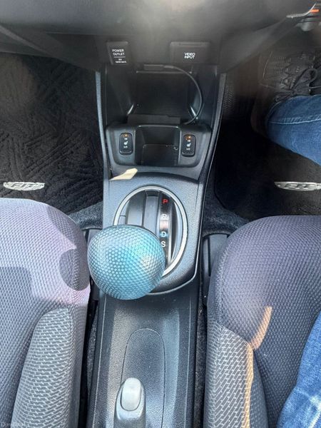 12 HONDA FIT HYBRID 388610184