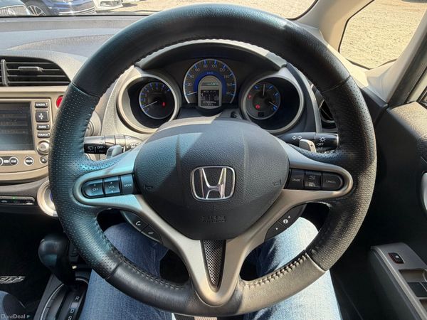 12 HONDA FIT HYBRID 388610194