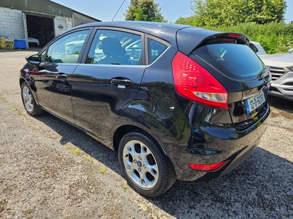 Ford Fiesta 2012 1.2 zetec only 75k one owner 388611514