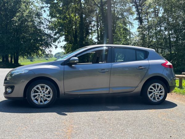 2013 Renault Megane 1.5 DCI 90 ONLY 74,000km 388614228