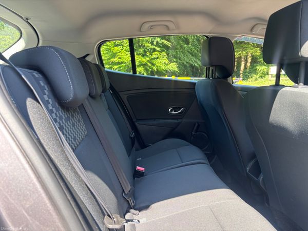 2013 Renault Megane 1.5 DCI 90 ONLY 74,000km 388614234