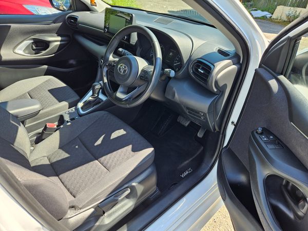 Toyota Yaris 2023 1.5 luna Hybrid 388620150