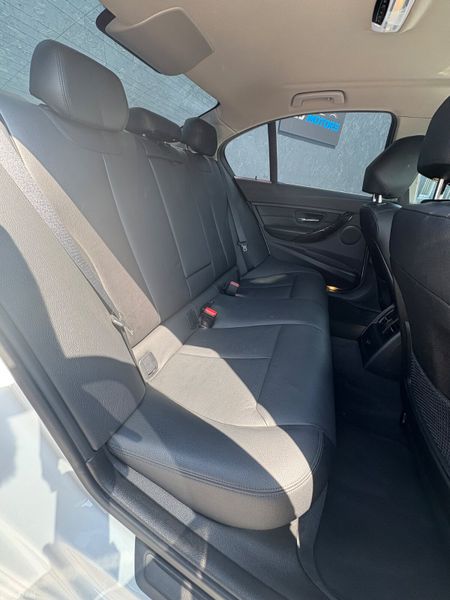 BMW 320D 2.0 Luxury 2015 388628160