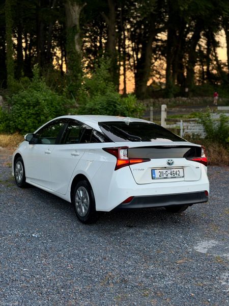 Toyota PRIUS 2021 | 1.8 HYBRID 388750114