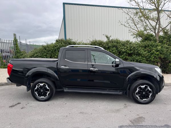 Nissan Navara 2021 388756512