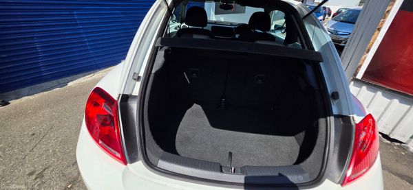 Vw beetle Automatic AA Approved 388757410