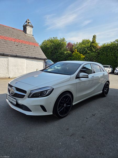 2017 mercedes Aclass / automatic 388782674