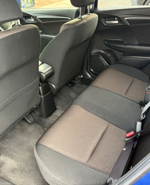 2014 Honda Fit (Jazz) 1.5 Hybrid Automatic 388782750