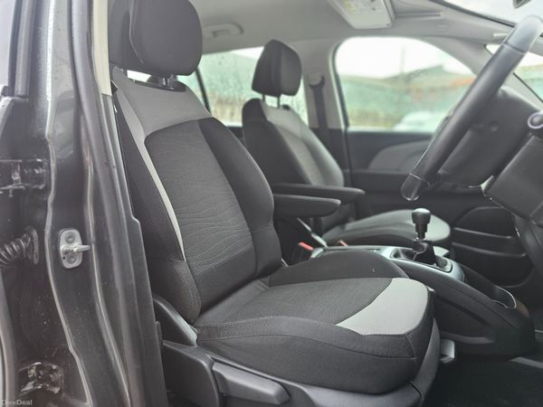 CITROEN C4 PICASSO // 7 SEATER // 04/27 NCT 388787340