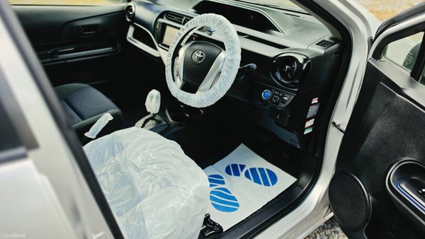 Toyota Aqua 2015 388790928