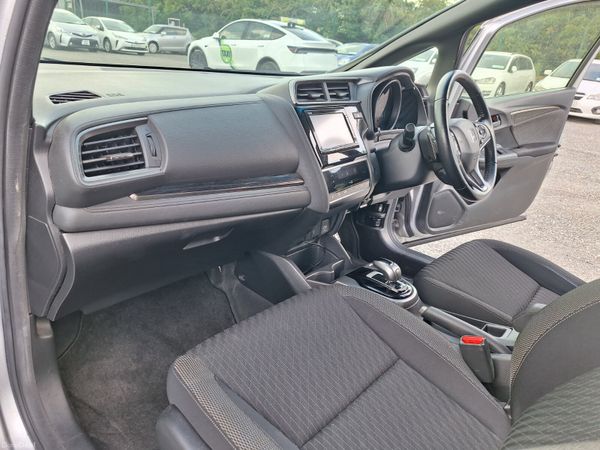 2018 Honda Fit Hybrid | Sports package 388700706