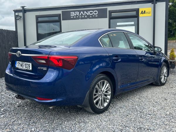 Toyota Avensis Luna 2017 1.6 388710300