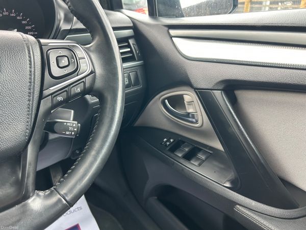 Toyota Avensis Luna 2017 1.6 388710600