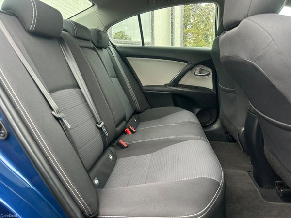 Toyota Avensis Luna 2017 1.6 388710628