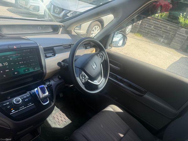 2017 Honda Freed Hybrid Automatic/6 Seater 388719668