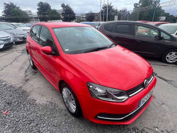 2015 Volkswagen Polo Comfortline +, 2 of 12