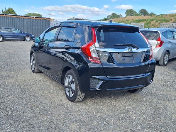 2014 Honda fit Hybrid 388851100