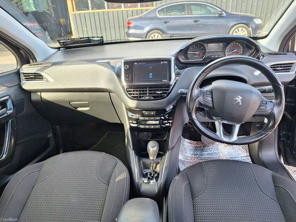 2017 Peugeot 208 Pan Sunroof| 1.2 Petrol Auto 388852612