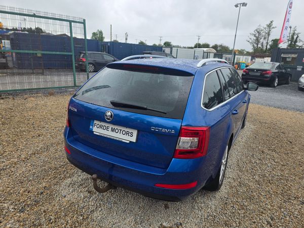 Skoda Octavia 2017 388877430
