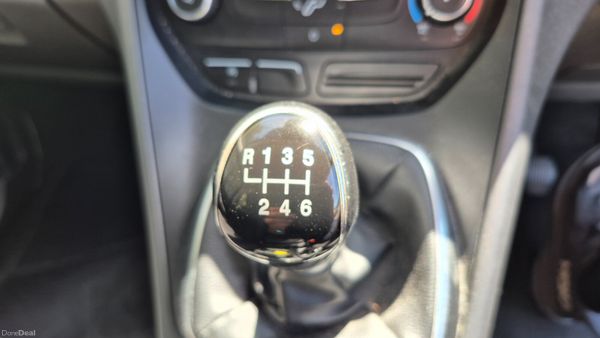 2018 Ford C-MAX  1.0 TITANIUM 388803578