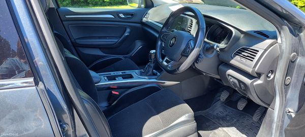 Renault Megane 2018 388809776