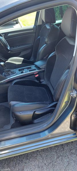 Renault Megane 2018 388809780