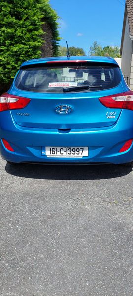 Hyundai i30 2016 388810466
