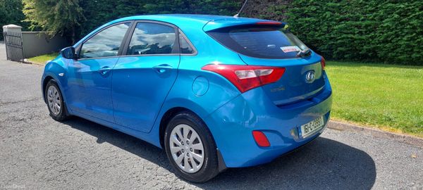 Hyundai i30 2016 388810476