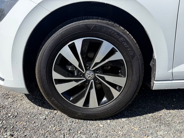 VW Polo Auto 388827354