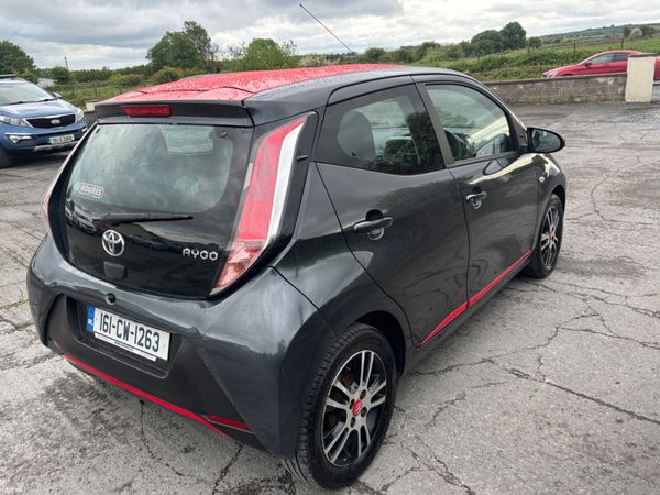 Toyota Aygo 2016 388959272