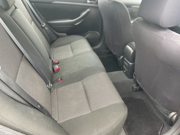 Toyota Avensis.. Automatic.. Low KMs.. Warranty 388906972