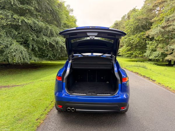 Jaguar F-Pace 2019 R Sport 4X4 180 BHP 389070980