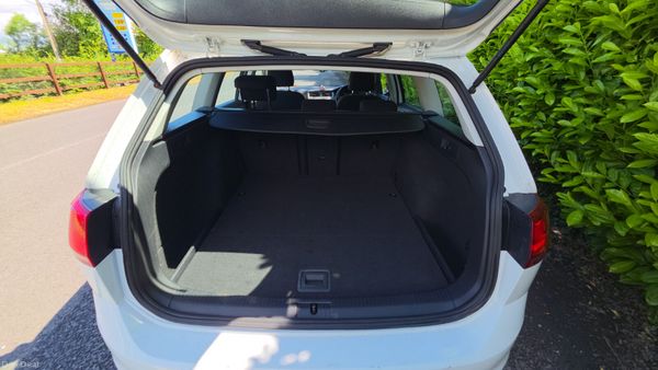 2015 Volkswagen Golf Estate 1.6 TDI Bluemotion 389073016